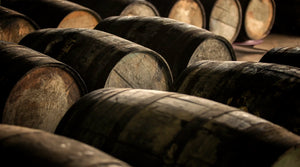 Chai de vieillissement en Provence, distillerie Les Chineurs de Malts, whisky single malt