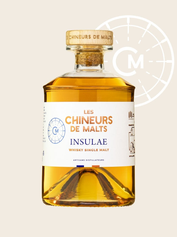 Bouteille de whisky single malt Insulae par Les Chineurs de Malts au Thor, élevé en ex-fût de bourbon, ex-fût de Châteuneuf-du-Pape et ex-fût de Cognac
